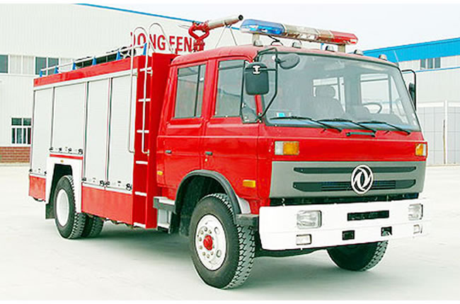 東風153泡沫消防車