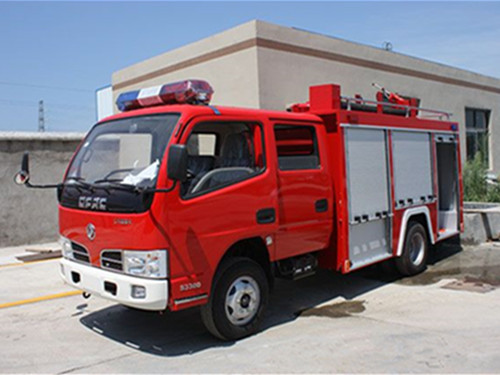 東風(fēng)2-3方銳玲水罐消防車